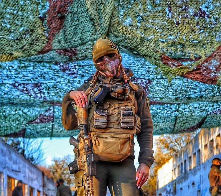 Airsoft očami ženy 💚